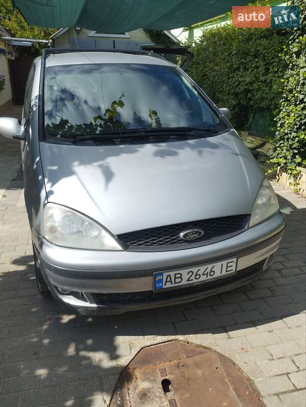Минивэн Ford Galaxy 2002 в 