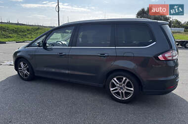 Минивэн Ford Galaxy 2017 в 