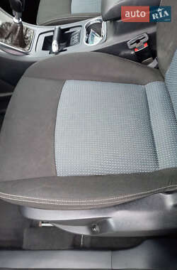 Минивэн Ford Galaxy 2011 в 
