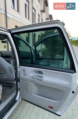Минивэн Ford Galaxy 2001 в 