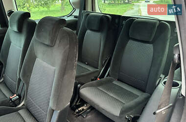 Минивэн Ford Galaxy 2006 в 