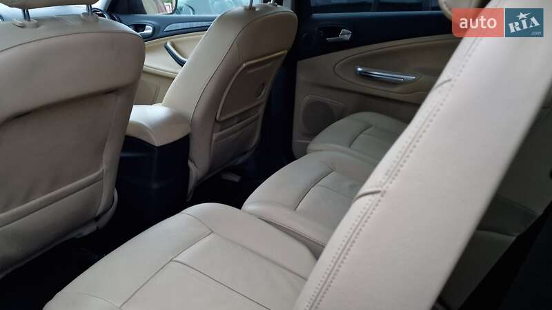 Минивэн Ford Galaxy 2013 в Ровно