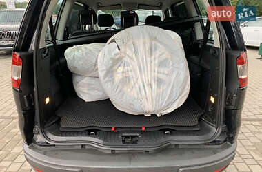 Минивэн Ford Galaxy 2010 в 