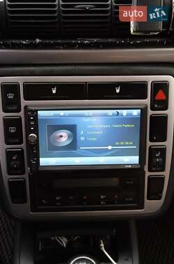 Минивэн Ford Galaxy 2002 в 