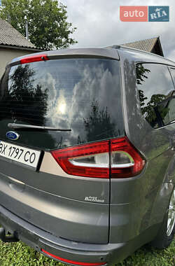Минивэн Ford Galaxy 2011 в 