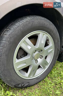 Минивэн Ford Galaxy 2011 в 