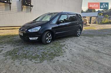 Минивэн Ford Galaxy 2014 в 