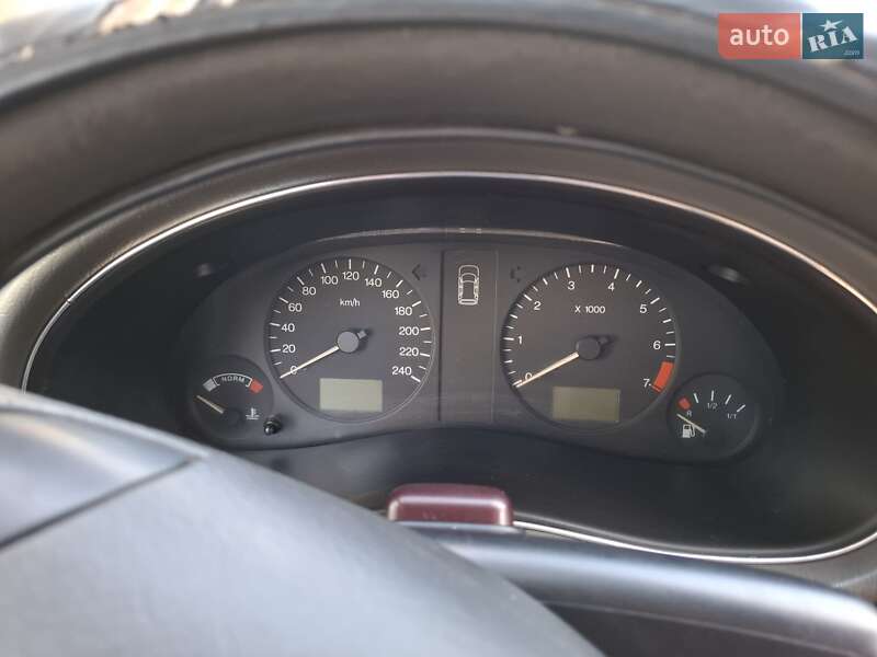 Минивэн Ford Galaxy 2000 в Гайсине