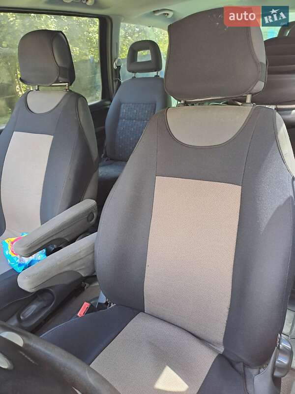 Минивэн Ford Galaxy 2001 в Каменец-Подольском