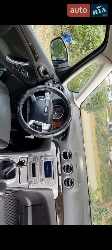 Мінівен Ford Galaxy 2008 в Львові