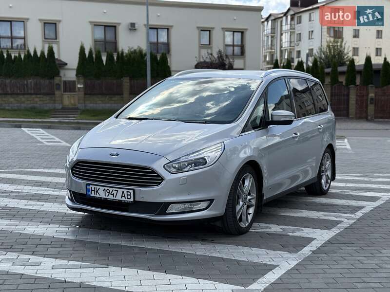 Минивэн Ford Galaxy 2019 в 