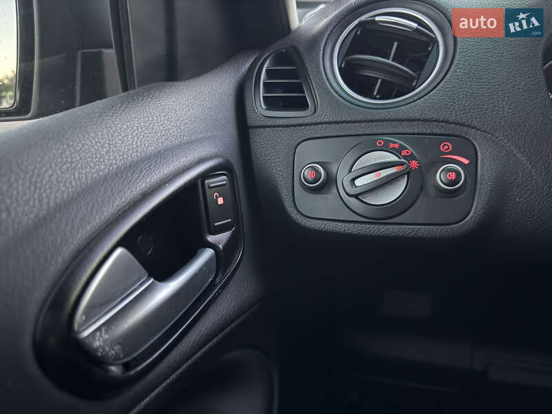 Минивэн Ford Galaxy 2010 в Николаеве фото 14 Минивэн Ford Galaxy 2010 в Николаеве