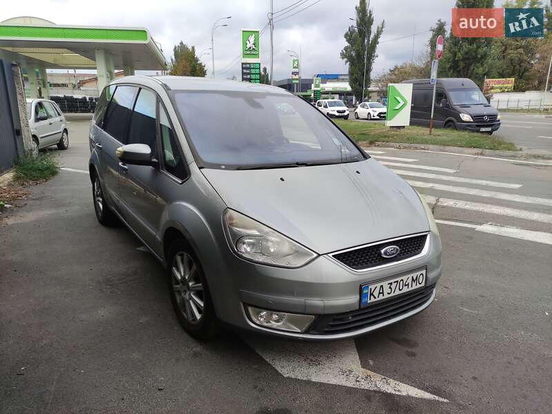Мінівен Ford Galaxy 2009 в Києві