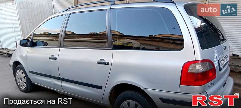 Минивэн Ford Galaxy 2000 в 