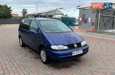 Мінівен Ford Galaxy 2000 в Сарнах