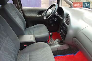 Минивэн Ford Galaxy 1996 в 