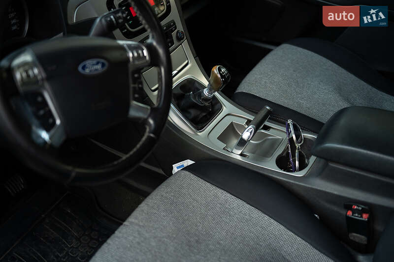 Минивэн Ford Galaxy 2011 в Ивано-Франковске фото 16 Минивэн Ford Galaxy 2011 в Ивано-Франковске