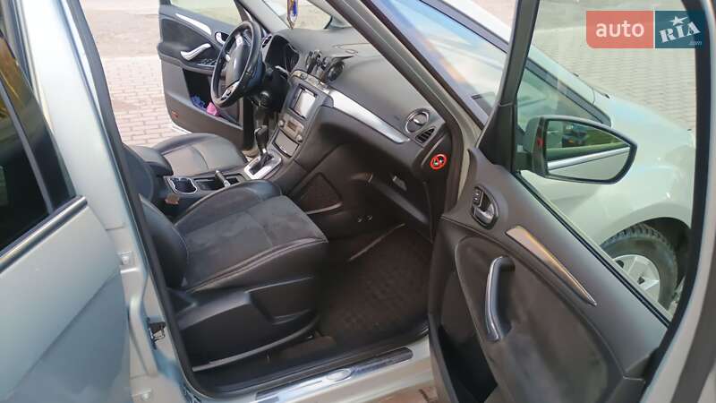 Минивэн Ford Galaxy 2008 в Новояворовске