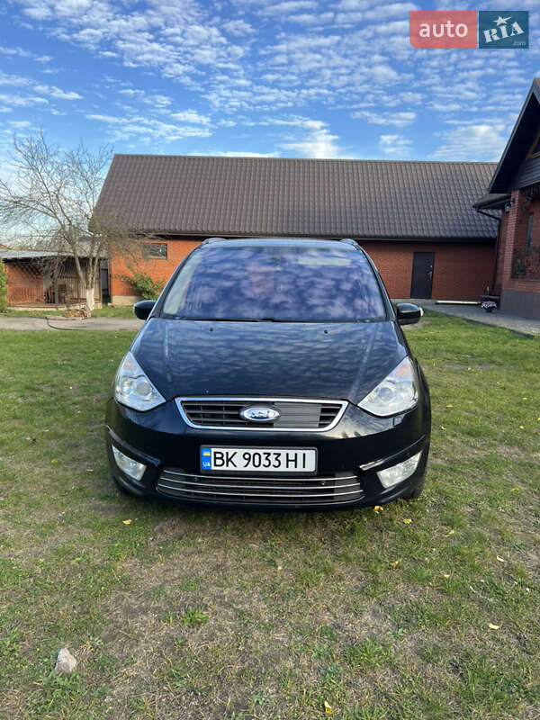 Мінівен Ford Galaxy 2010 в Сарнах