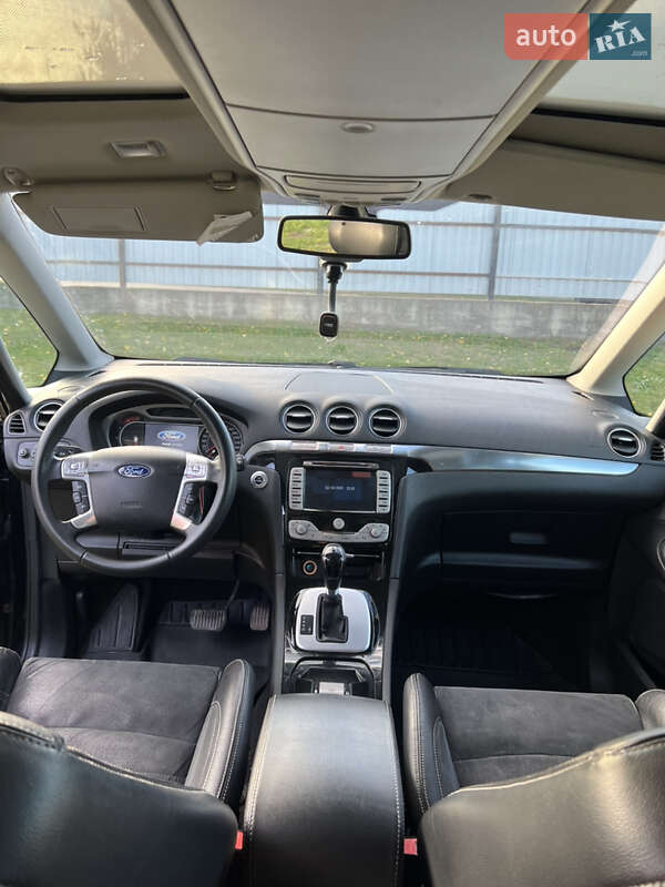 Мінівен Ford Galaxy 2010 в Сарнах