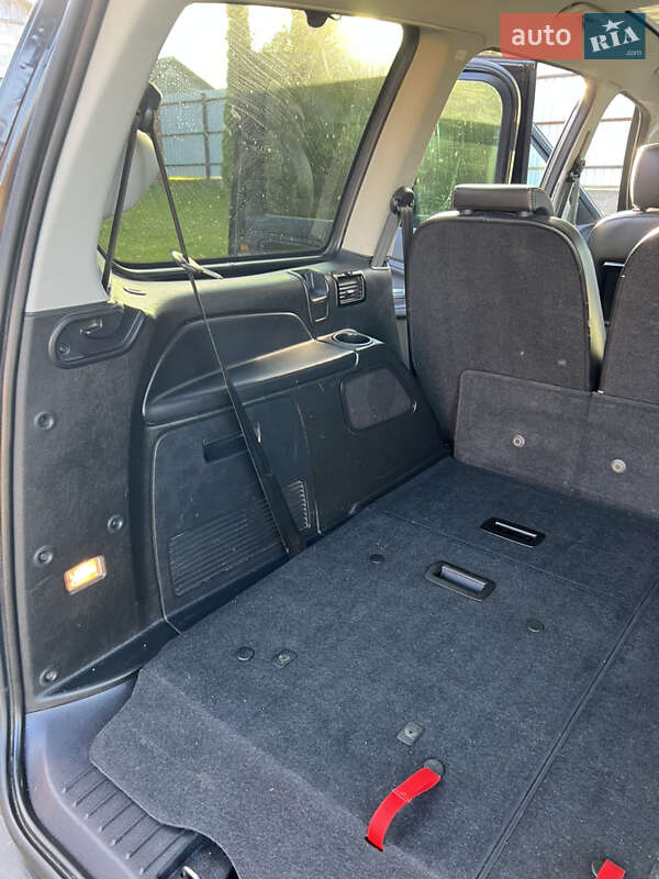 Мінівен Ford Galaxy 2010 в Сарнах