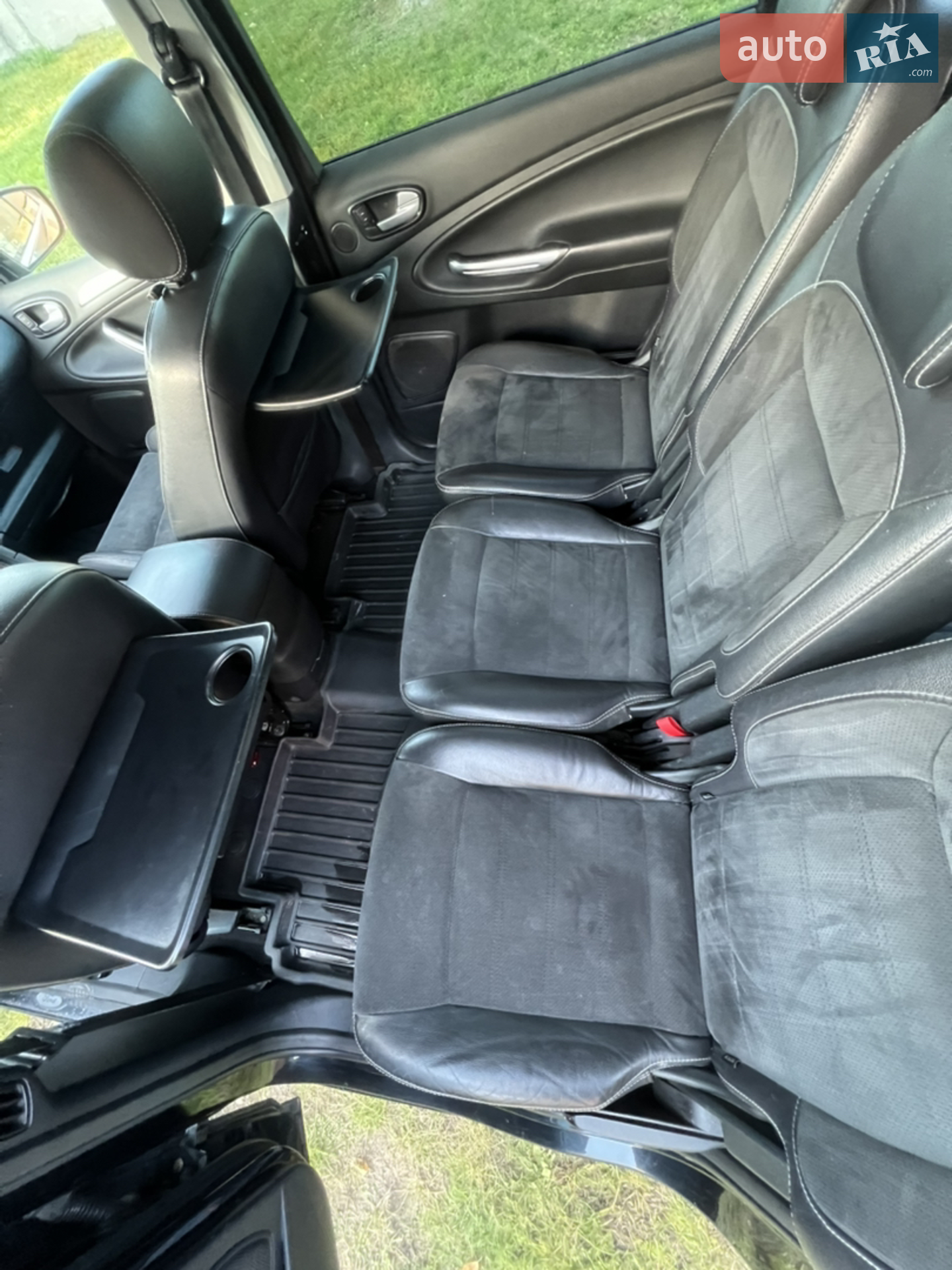 2010 Ford Galaxy - мініатюра 30