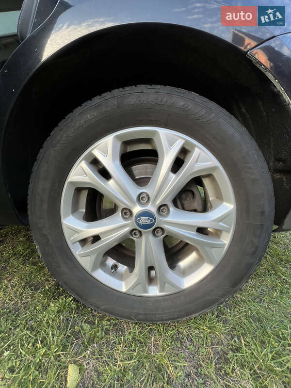 Мінівен Ford Galaxy 2010 в Сарнах