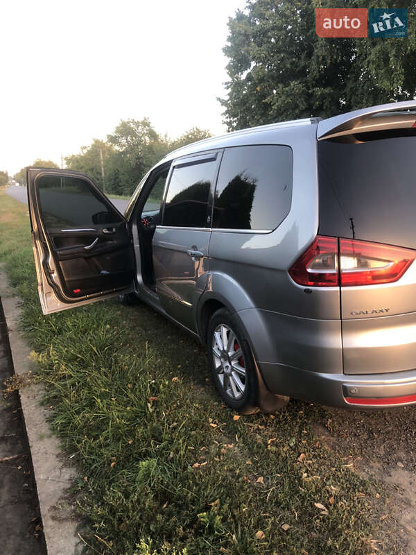 Мінівен Ford Galaxy 2012 в Чернівцях фото 8 Мінівен Ford Galaxy 2012 в Чернівцях