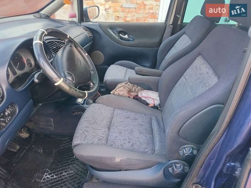 Мінівен Ford Galaxy 2000 в Сокалі