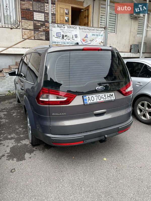 Мінівен Ford Galaxy 2011 в Іршаві