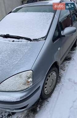 Минивэн Ford Galaxy 2004 в Ратным