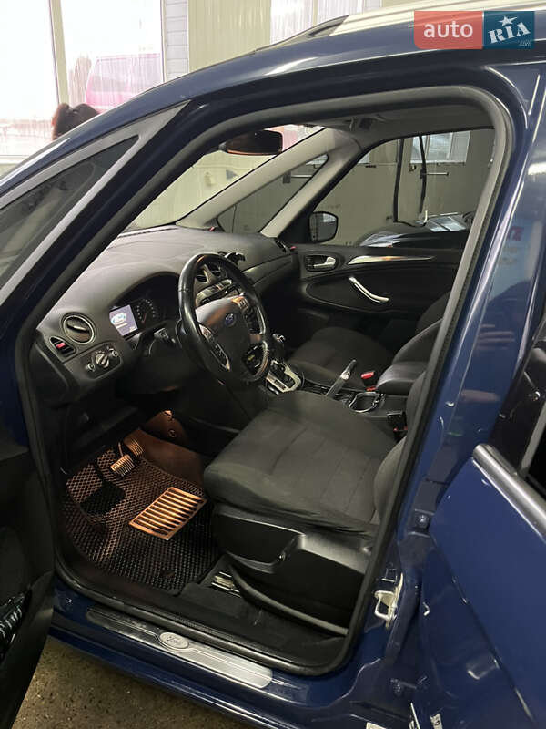 Мінівен Ford Galaxy 2013 в Чернівцях