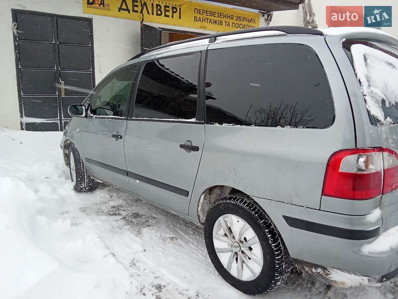 Минивэн Ford Galaxy 2005 в Дунаевцах