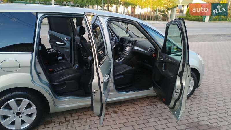 Мінівен Ford Galaxy 2008 в Новояворівську