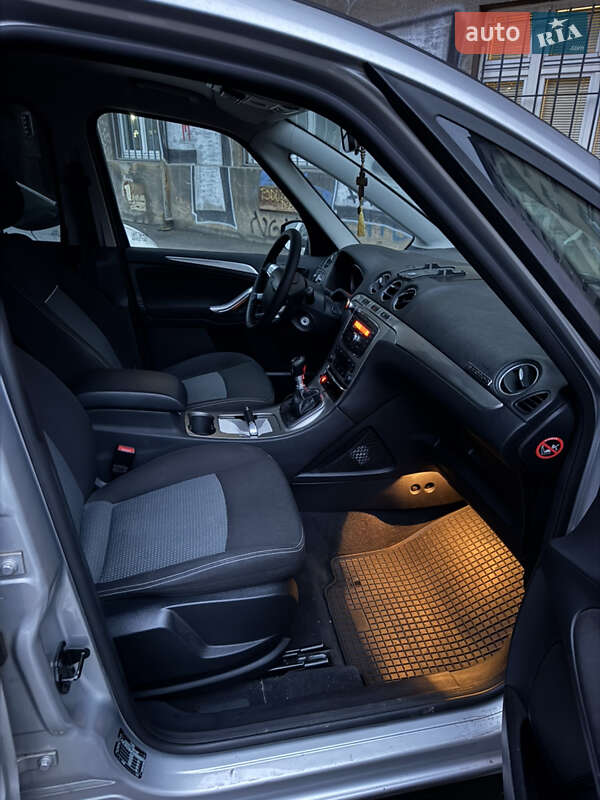 Минивэн Ford Galaxy 2010 в Ивано-Франковске фото 8 Минивэн Ford Galaxy 2010 в Ивано-Франковске