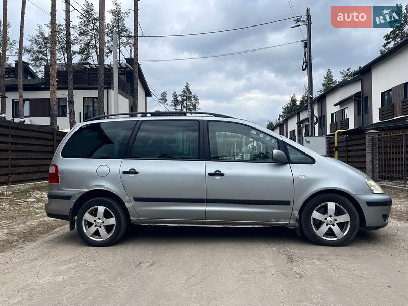 Мінівен Ford Galaxy 2002 в Києві