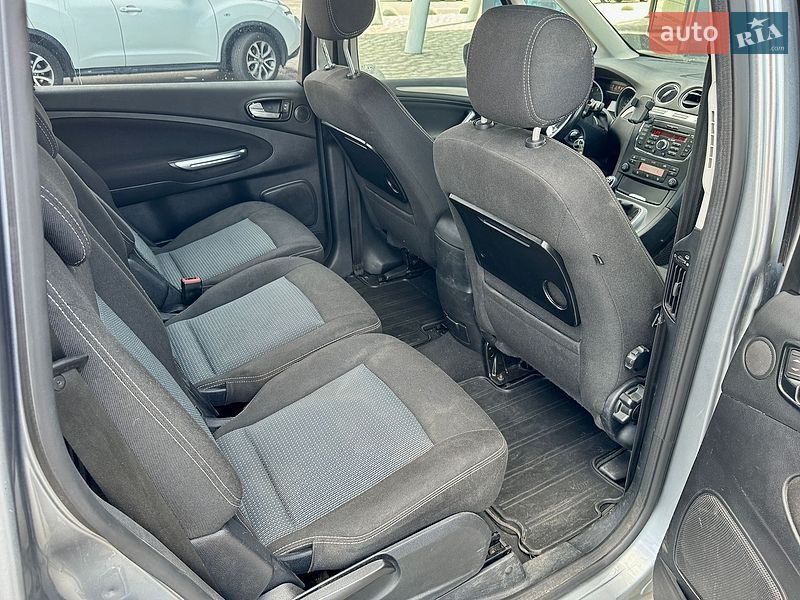 Мінівен Ford Galaxy 2011 в Києві
