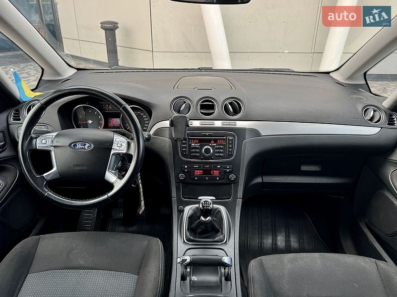 Мінівен Ford Galaxy 2011 в Києві