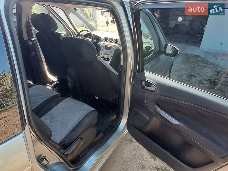 Мінівен Ford Galaxy 2009 в Тетієві