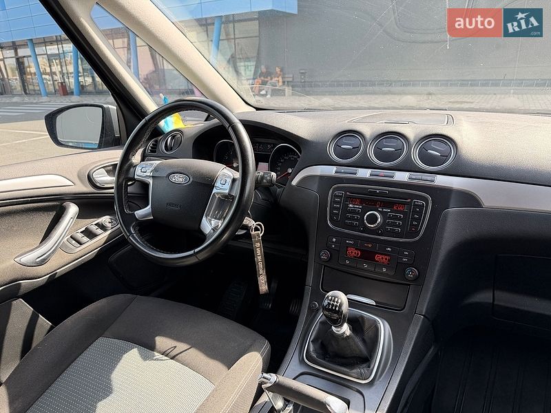 Мінівен Ford Galaxy 2011 в Києві