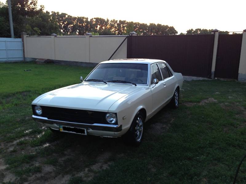 Седан Ford Granada 1977 в 