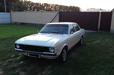 Седан Ford Granada 1977 в 