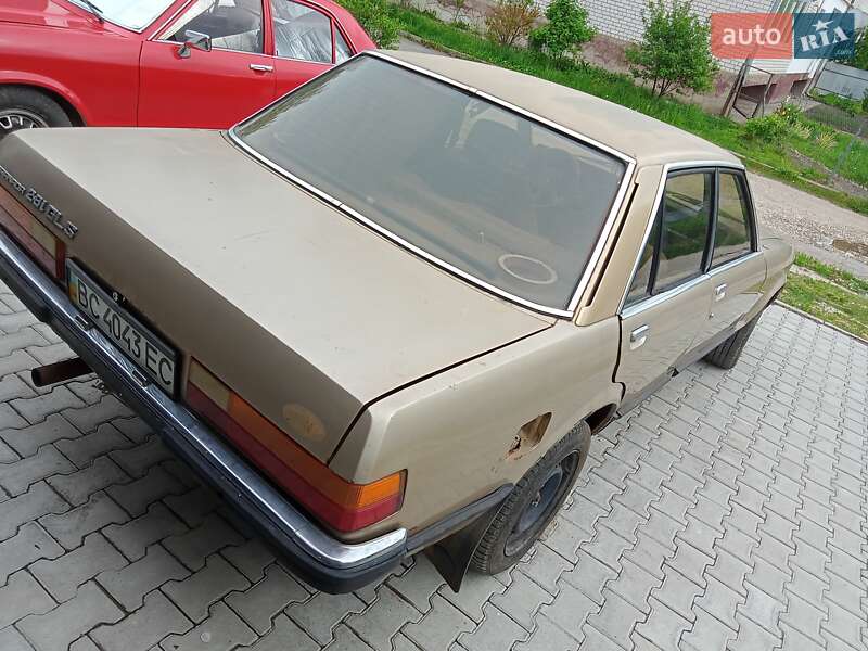 Седан Ford Granada 1979 в Дубно