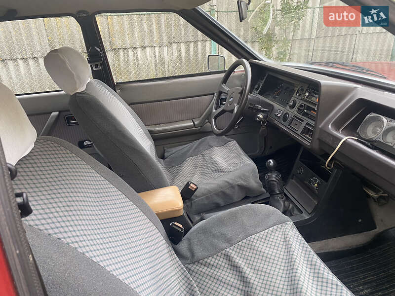 Седан Ford Granada 1980 в Дрогобыче