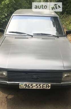 Седан Ford Granada 1981 в Покровську