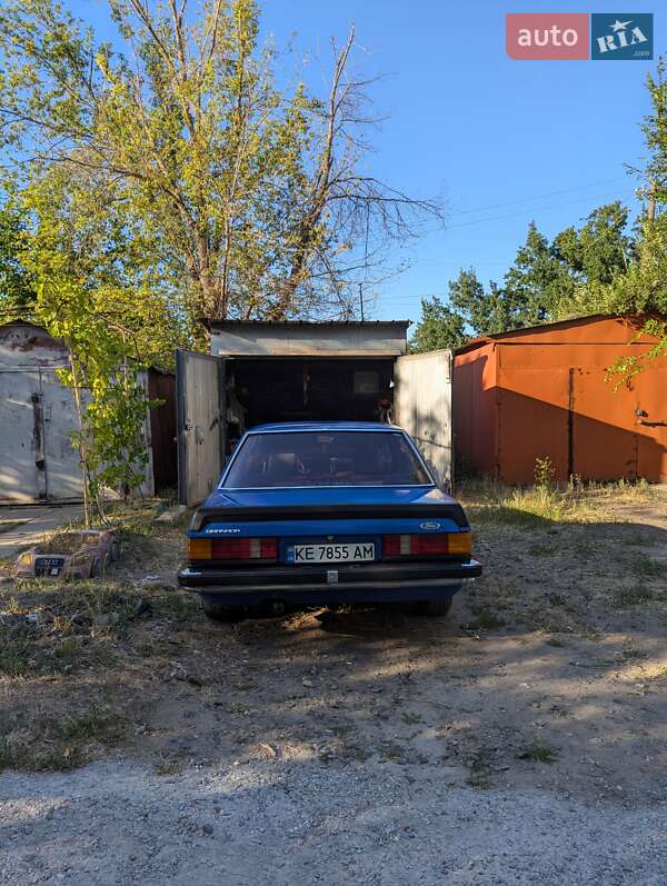 Седан Ford Granada 1982 в Кривом Роге