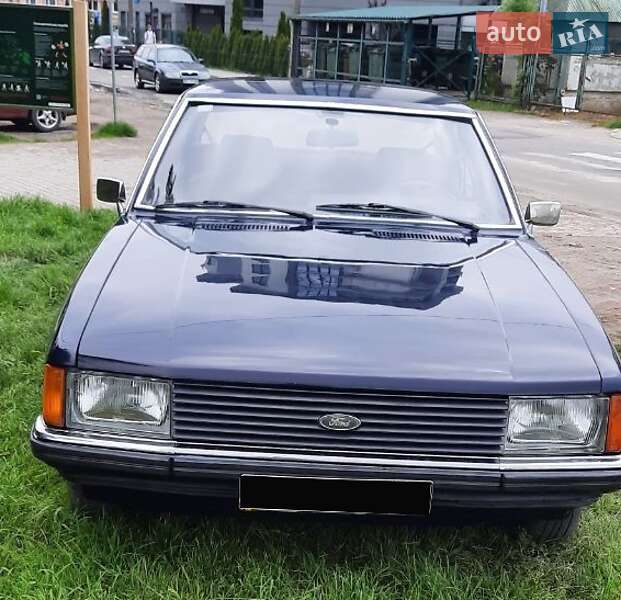 Седан Ford Granada 1979 в Львове