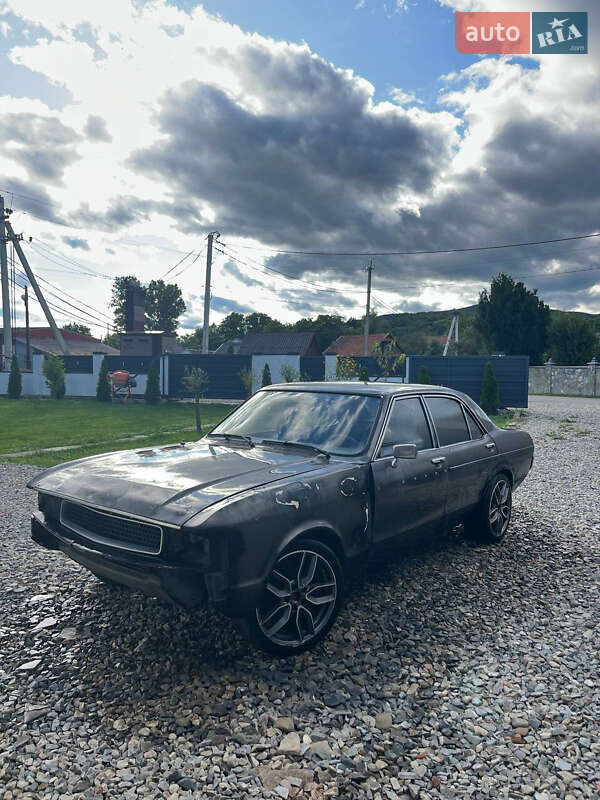 Седан Ford Granada 1976 в Коломые