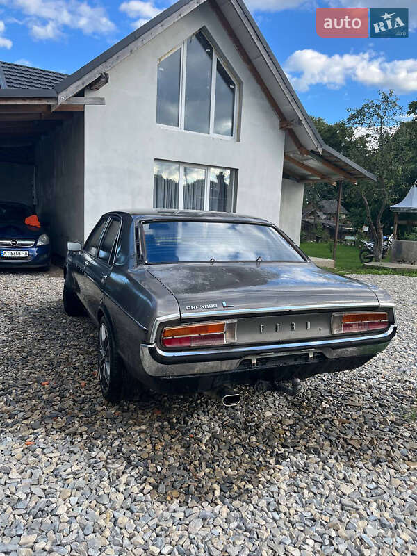 Седан Ford Granada 1976 в Коломые