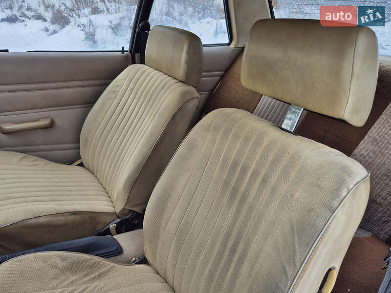 Купе Ford Granada 1979 в Хмельницькому фото 10 Купе Ford Granada 1979 в Хмельницькому